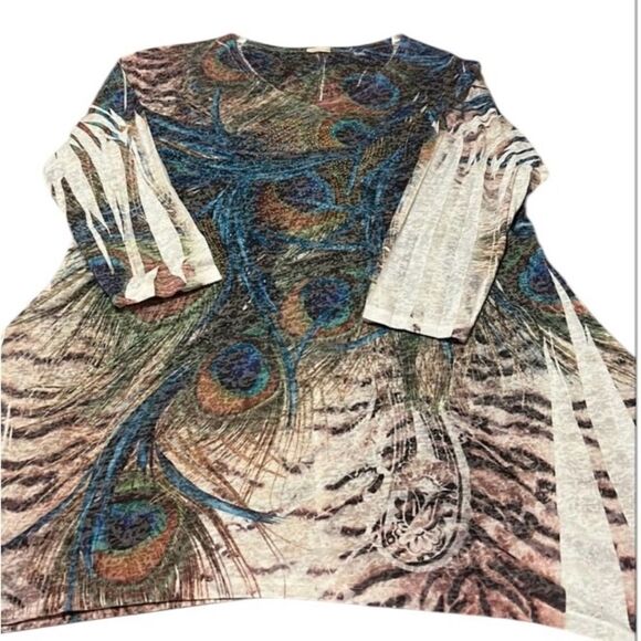 Gorgeous tunic peacock feather design & tiny rhinestones 3/4 sleeves sz S EUC - Picture 1 of 6